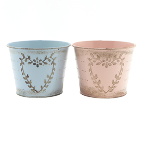 Zinc pot with heart ES10.5 3ass.